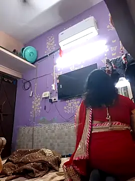 Snapshot of bobbyronak chatting on 11/07/25, 06:41 bobbyronak online show from 11/07/25, 06:41