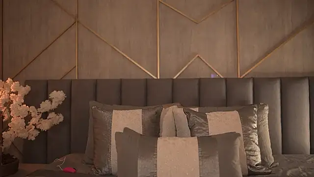 miia blake online show from 10/16/25, 09:27