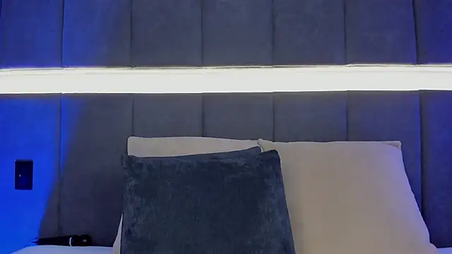 nicolle pierce online show from 02/10/25, 12:08