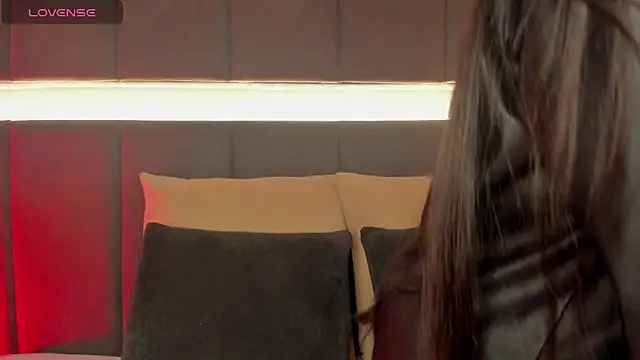 nicolle pierce online show from 02/22/25, 12:29