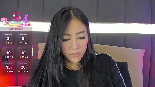 nicolle pierce online show from 03/06/25, 01:03