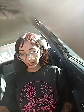 Snapshot of HighLilith chatting on 12/18/24, 04:49 HighLilith online show from 12/18/24, 04:49