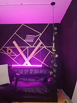 Gelena Black online show from 11/18/25, 11:58