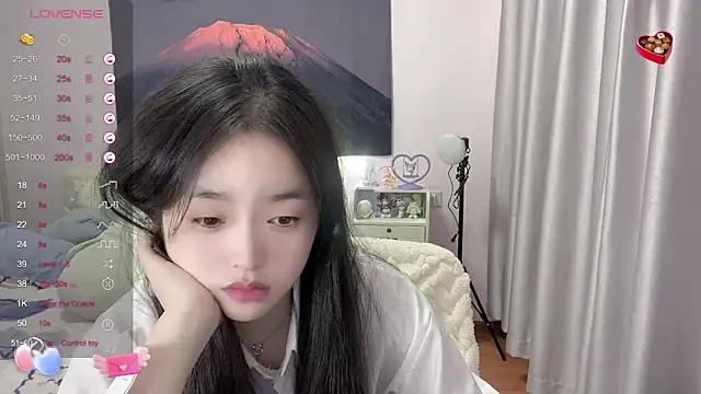 Mia-6688 online show from 02/04/25, 07:22