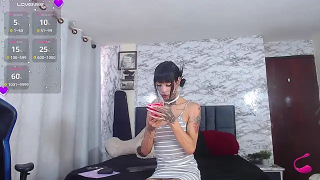 Snapshot of anne_parker chatting on 01/13/25, 02:53 anne parker online show from 01/13/25, 02:53