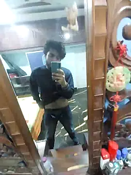 Dexiboy online show from 02/01/25, 10:48