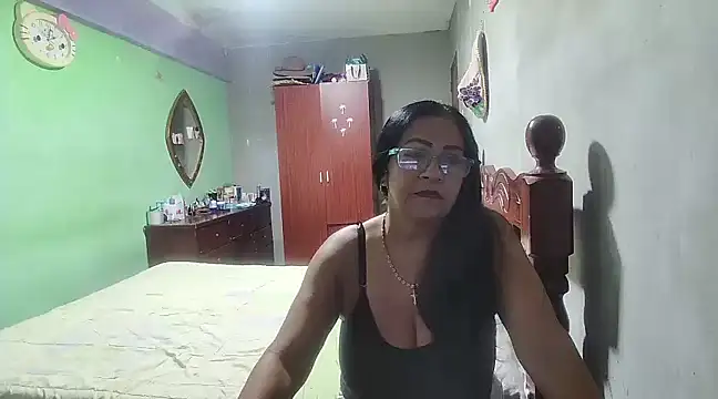 Snapshot of rosi_pamela chatting on 12/02/24, 03:14 rosi pamela online show from 12/02/24, 03:14