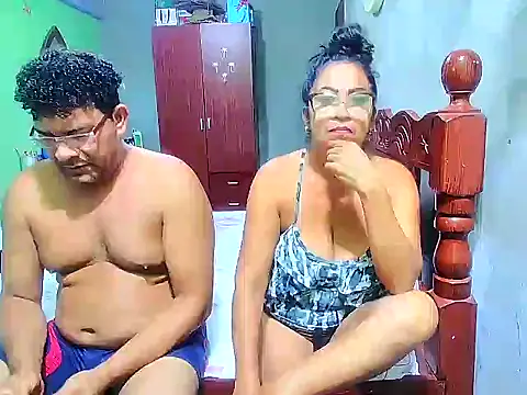 Snapshot of rosi_pamela chatting on 12/31/24, 03:01 rosi pamela online show from 12/31/24, 03:01