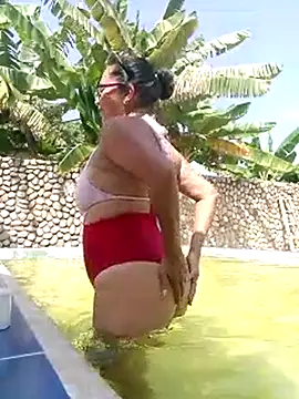 Snapshot of rosi_pamela chatting on 02/24/25, 06:15 rosi pamela online show from 02/24/25, 06:15