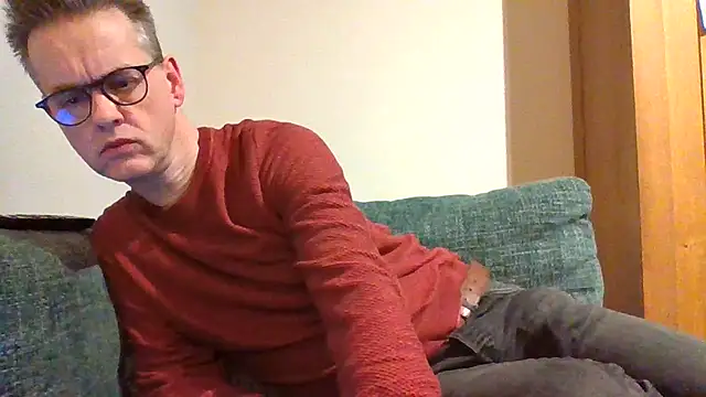 Snapshot of Hectorthyssen1 chatting on 12/01/24, 11:36 Hectorthyssen1 online show from 12/01/24, 11:36