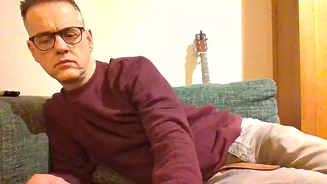 Snapshot of Hectorthyssen1 chatting on 12/21/24, 12:09 Hectorthyssen1 online show from 12/21/24, 12:09