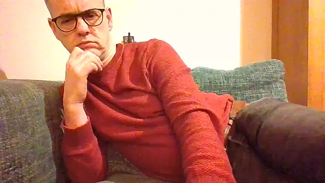 Snapshot of Hectorthyssen1 chatting on 12/25/24, 12:59 Hectorthyssen1 online show from 12/25/24, 12:59