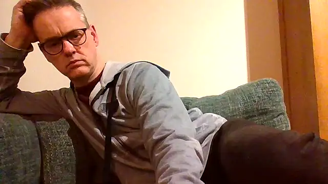 Snapshot of Hectorthyssen1 chatting on 01/02/25, 12:45 Hectorthyssen1 online show from 01/02/25, 12:45