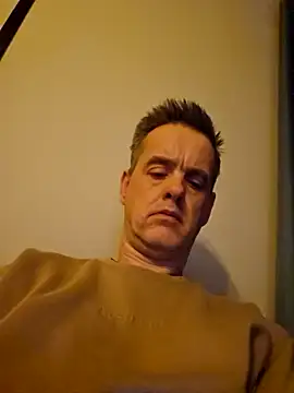 Snapshot of Hectorthyssen1 chatting on 01/18/25, 11:11 Hectorthyssen1 online show from 01/18/25, 11:11