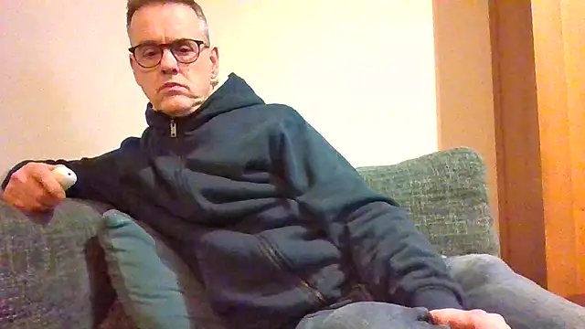 Snapshot of Hectorthyssen1 chatting on 01/30/25, 10:30 Hectorthyssen1 online show from 01/30/25, 10:30