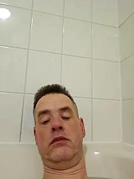 Snapshot of Hectorthyssen1 chatting on 01/31/25, 08:33 Hectorthyssen1 online show from 01/31/25, 08:33