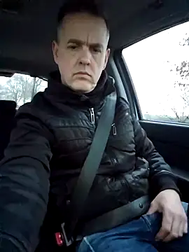 Snapshot of Hectorthyssen1 chatting on 02/05/25, 04:36 Hectorthyssen1 online show from 02/05/25, 04:36