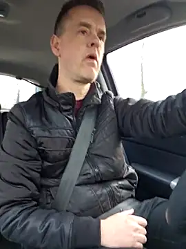 Snapshot of Hectorthyssen1 chatting on 03/12/25, 04:02 Hectorthyssen1 online show from 03/12/25, 04:02