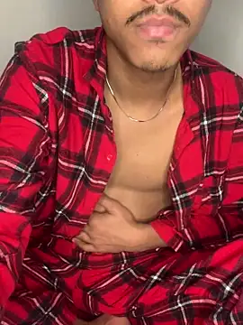 Snapshot of Ryan-hot chatting on 01/11/25, 11:35 Ryan-hot online show from 01/11/25, 11:35