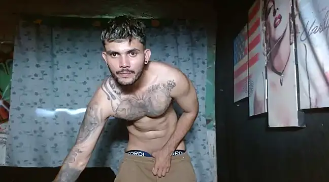 Snapshot of carlos_boosx chatting on 12/06/24, 02:49 carlos boosx online show from 12/06/24, 02:49