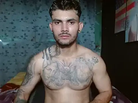 Snapshot of carlos_boosx chatting on 12/11/24, 02:00 carlos boosx online show from 12/11/24, 02:00