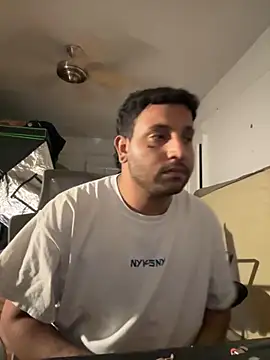 TacosSenpai online show from 11/29/25, 02:03