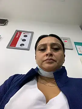 Keittly  online show from 10/17/25, 02:59