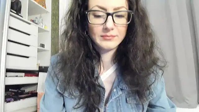 Baby Jewel online show from 10/17/25, 10:07