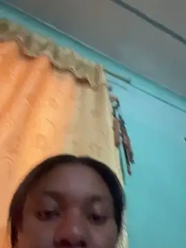 SophiaSmiiths  online show from 02/02/25, 09:23