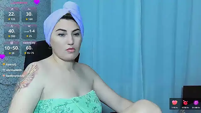 Snapshot of JaneLaJewel chatting on 09/17/25, 05:47 JaneLaJewel online show from 09/17/25, 05:47