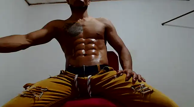 Snapshot of fernandez_latinblackk chatting on 12/03/24, 05:53 fernandez latinblackk online show from 12/03/24, 05:53