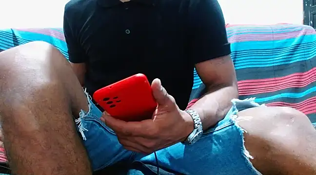 Snapshot of fernandez_latinblackk chatting on 03/19/25, 12:56 fernandez latinblackk online show from 03/19/25, 12:56