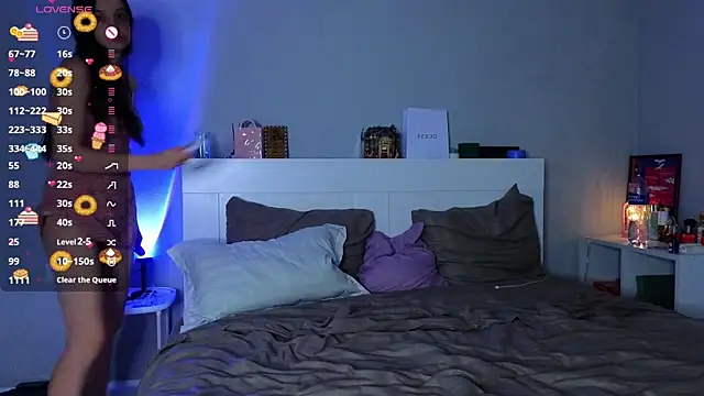 Sweet Evva online show from 09/18/25, 07:05