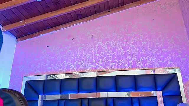 Sofia martiin online show from 10/09/25, 03:04