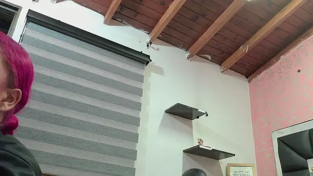 Sofia martiin online show from 10/11/25, 03:06