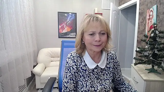 Milla Cutie18 online show from 12/26/24, 12:16