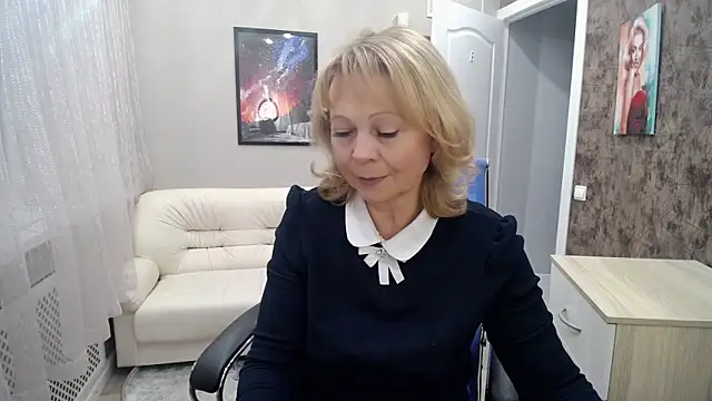 Milla Cutie18 online show from 01/27/25, 05:47