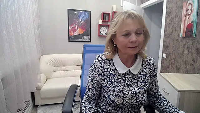 Milla Cutie18 online show from 02/03/25, 12:57