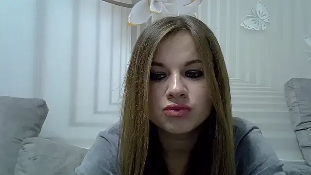 Snapshot of TinaFun4u chatting on 01/03/25, 09:26 TinaFun4u online show from 01/03/25, 09:26