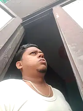 Snapshot of sailord chatting on 12/23/24, 09:59 sailord online show from 12/23/24, 09:59