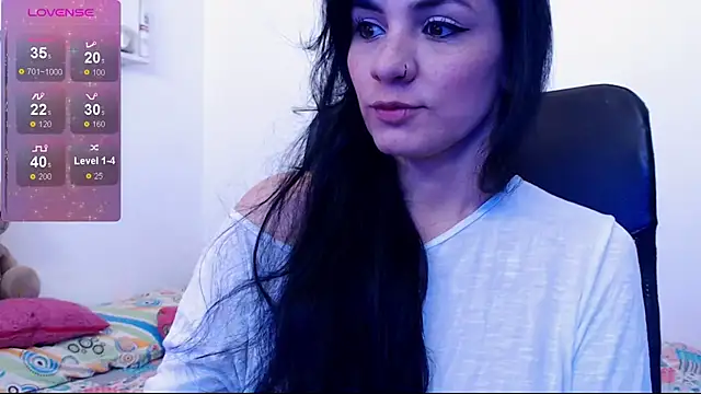 Snapshot of elissa_iris chatting on 03/18/25, 02:15 elissa iris online show from 03/18/25, 02:15