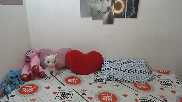 Snapshot of Pocahontas_Princess_ chatting on 11/06/25, 01:23 Pocahontas Princess online show from 11/06/25, 01:23