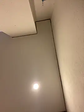 Snapshot of girl_anni chatting on 11/04/25, 05:45 girl anni online show from 11/04/25, 05:45