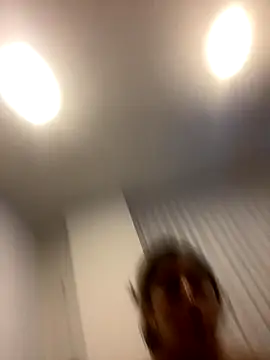 Snapshot of girl_anni chatting on 11/09/25, 11:47 girl anni online show from 11/09/25, 11:47