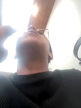 Snapshot of girl_anni chatting on 11/17/25, 08:03 girl anni online show from 11/17/25, 08:03