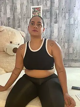 Violetrousse online show from 10/13/25, 07:14