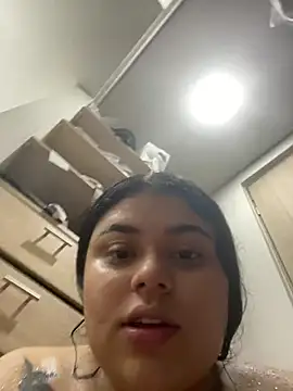 alissonfernandez  online show from 01/05/25, 11:33