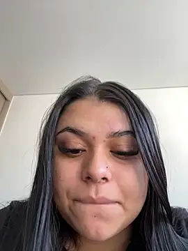 alissonfernandez  online show from 01/12/25, 02:19