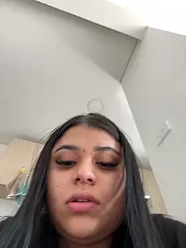 alissonfernandez  online show from 01/12/25, 06:38