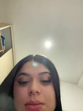 alissonfernandez  online show from 01/17/25, 03:01